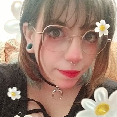Soy intolerante a la leche y alérgica a la bebida de soja, me da asco la bebida de arroz, almendra y avena. Así es mi vida, siempre