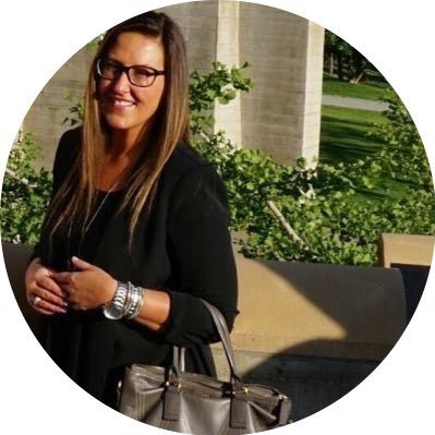 Wine, bubbly water, and coffee enthusiast. Director of Communications, Government + External Relations @FlyYYC Calgary Airports. Tweets are my own.