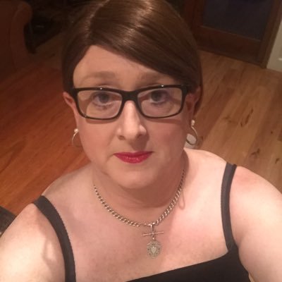 ihaveopimions's profile picture. just a Melbourne woman with a centrist perspective of the planet ❤️👠🏳️‍🌈🇦🇺🏴󠁧󠁢󠁥󠁮󠁧󠁿 spelling mistake was deliberate