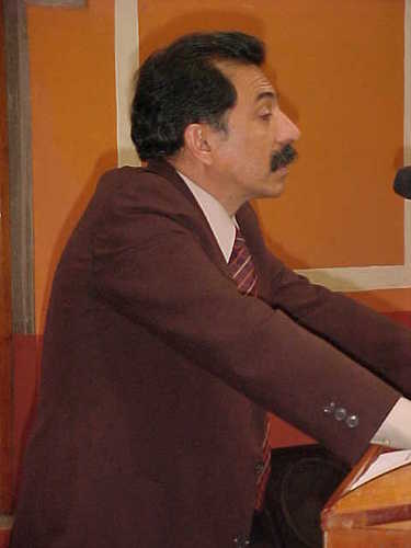Economista, Apasionado de la Salud Pública, admirador de la charreria, Puma de corazon