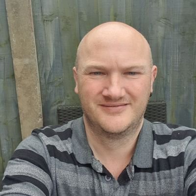 Hi I am Mark. Sandgrown'un from Blackpool. Supporter of Blackpool Fc...#
blackpoolareback