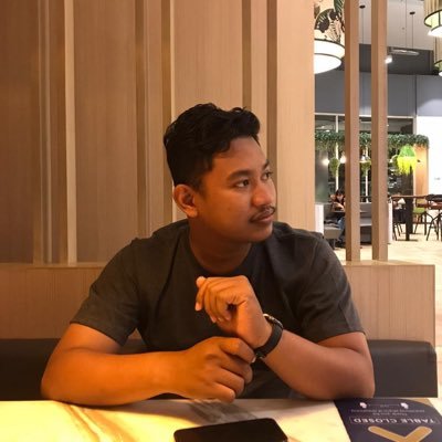 🧑‍💻 Suka bahas Tech, Travelling dan Bisnis | My tweets are my ideas
