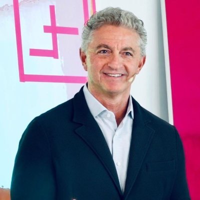 Board Member of Deutsche #Telekom & CEO #TSystems | #letspowerhigherperformance | #peoplemakeithappen