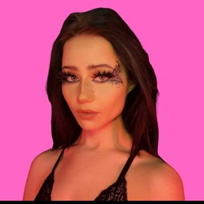 21 🇷🇺 makeup artist and twitch streamer with an obsession for butterflies 🦋