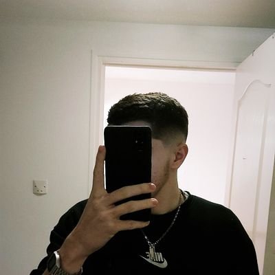 Insta : deuh_a