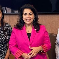 Rebecca J Viagran (@rebeccaviagran) 's Twitter Profile