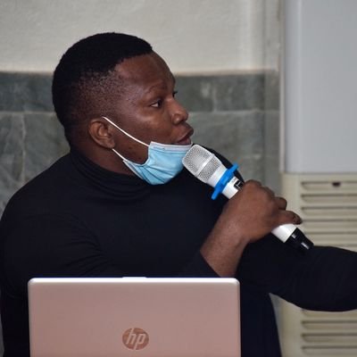 Editor, @thecableng Lifestyle | Writer | Journalist | Reporter | Environmentalist | I never sleep at night so I dream with open eyes | MUFC | UNIMAID | UNILAG |