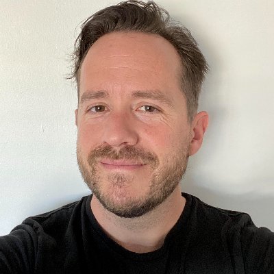 UX designer in training, Web designer/developer, Geek Dad, Lover of movies, loves to wear dope sneakers.