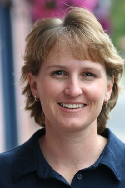 OrganizedOnline's profile picture. Formerly Known As @ SimplyOrganized ... Mental Clutter Expert | National Public Speaker who gives you permission to be imperfect also find me @Mental_Clutter