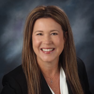 Wife👠::boy mom x 2👬::Gatormom:🐊:God✝️::KW Realty::REALTOR®️🏡::former Ed Leader🍎