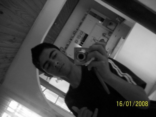 All Star, Bass, Deus e Rock n' Roll. Sigo de volta