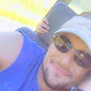 Just doing me and having fun like to jeep and hang out have a good wild time