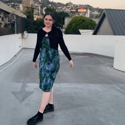 MollyEnsor's profile picture. 🔌