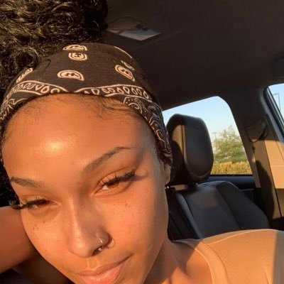 ashleyw91291601's profile picture. I’m not with all the sentimental, Just keep it simple😍😊