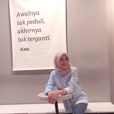 wanita bahagia ❤️❤️
