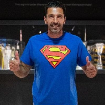 ParmaUruguay's profile picture. Cuenta de hinchas de Parma ⚪⚫💛💙en Uruguay 🇺🇾 aunque creo soy el único 🤷‍♂️
                
-Copa UEFA 94/95 🏆🥇
-Copa UEFA 98/99 🏆🥇