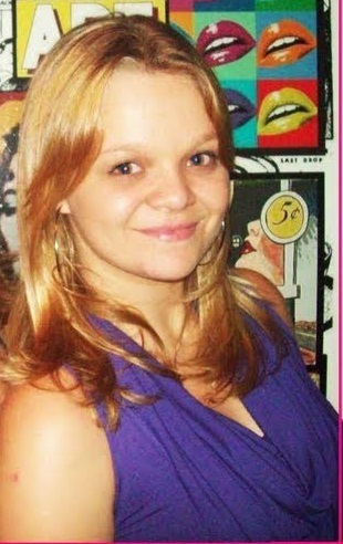 '- Cuuide de qem corre do seu lado e de qem te quer bem, essa é a coisa mais pura ♪