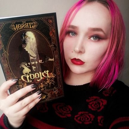 25. UK. Book Blogger. Speculative Fiction, Gothic Horror & Monsters. A Useless Left-Wing Disabled Queer. Co-Host @Celestial_Books. They/Them.