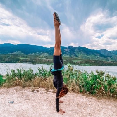CarpeDiemColey_'s profile picture. 🇺🇸 🏔 🌲 🌊 ☀️ 👧🏼 🐶 🏕 📸 🧘‍♀️ ☕️
