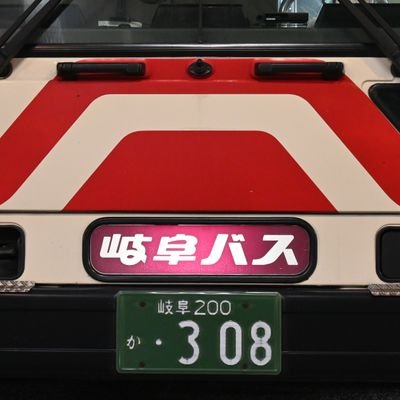 F_Efu_T's profile picture. バスヲタなのか鉄ヲタなのか車ヲタなのか、よく分からない短大生。