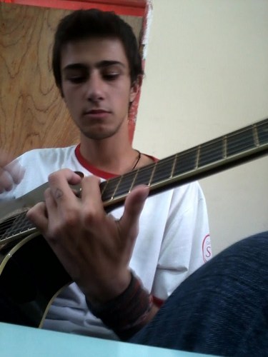 Beatlemaniaco,Palmeirense de corpo e alma,apaixonado pela Hayley Williams,sem musica não sou ninguem