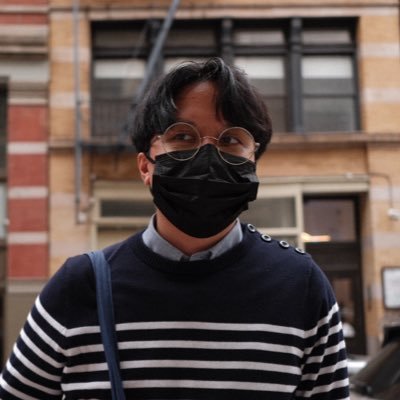 YooMigs's profile picture. Designer. Guitarist.