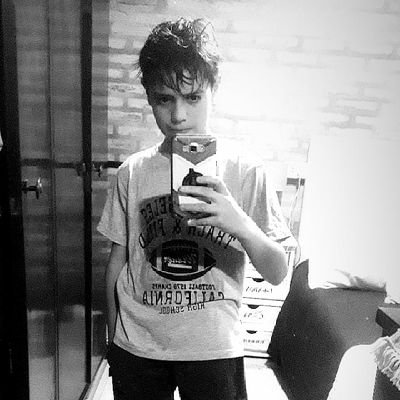 De12Santi's profile picture. Futbol☝️
Music
Signo:leo♌
12