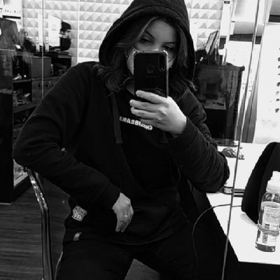 Isispsrr's profile picture. Taurina.♉

Suave como um furacão.