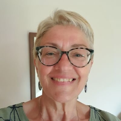Wife,mother, grandmother, sister, and general good egg.Proud remoaner. Labour voter. Francophile.Retired probation officer. Share my life with a LUFC fan 😬