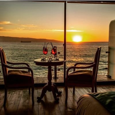 ClaraCF_65's profile picture. Quién juzgue mi camino, le presto mis zapatos.