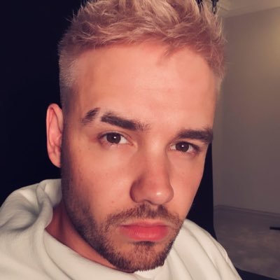 Girl from Brazil 🇧🇷 eu morreria por qualquer um, mas por voce eu viveria. @liampayne | ❤️ I LOVE YOU J-HOPE ❤️
