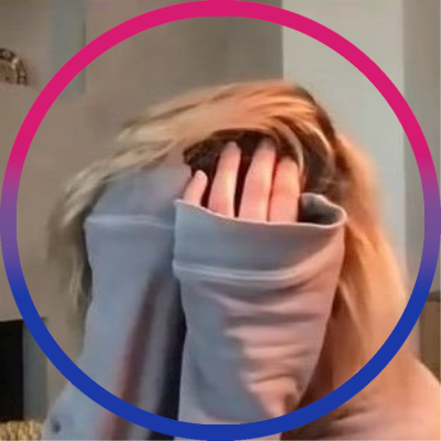 MyBowties's profile picture. 29, woman. Lefty, photographer, nerd. @MsSarahPaulson, @k8siegel, AHS Ratched Castle Chuck HauntingOfHillHouse DoctorWho OITNB.