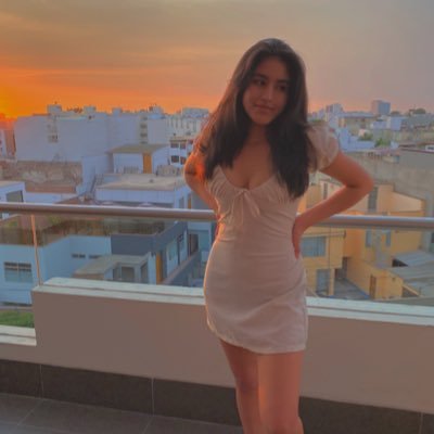 lorenat_thais's profile picture. 