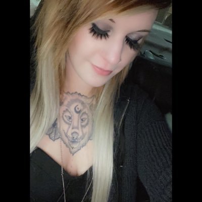 xsuicidalthots's profile picture. steph jane / suicidalthots / 27 / music enthusiast / urban explorer / camgirl / art / body modification / SESH / i’m lame asf / @xmaddee_rose