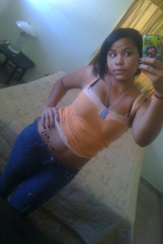 SharonCarrero19's profile picture. 