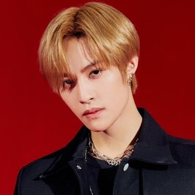 WAYVYAW's profile picture. 