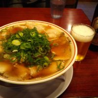 ばっくしゅ🍻 (@8_apc) 's Twitter Profile