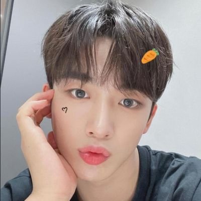 kim yohan lovebot ଘ(੭ˊᵕˋ)੭* ੈ♡‧₊˚