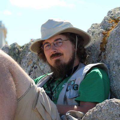 HacalaAxel's profile picture. PhD student working on spiders and insect