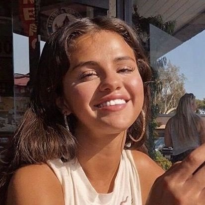 afterglowmercy's profile picture. 