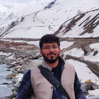 Currently working on becoming a full-time Golang, Nodejs Backend developer. Passionate about Startups, Product, Backend, SaaS and Software Engineering.