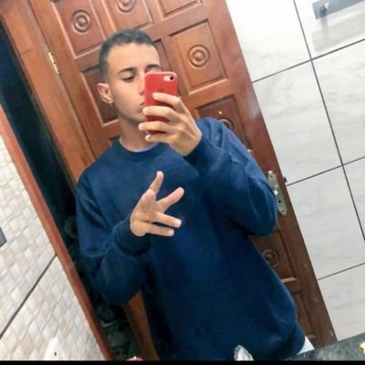 Não procuro nada sério, apenas uma esposa.