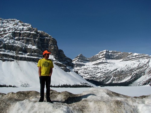 PhilManktelow's profile picture. snowboard. skateboard. procrastinate. sleep.