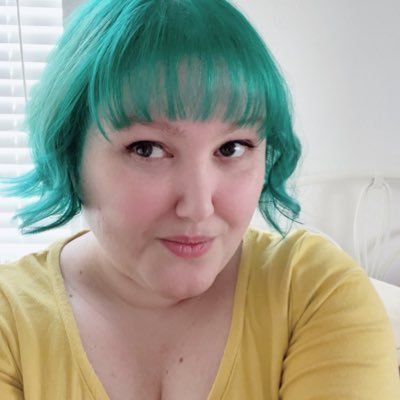Cosplayer, lunar witch, living with POTS, super geek. she/her 🌈