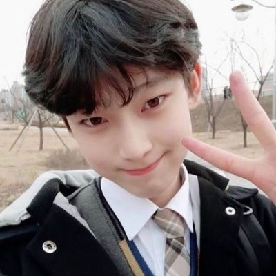 M1NJU_U's profile picture. 