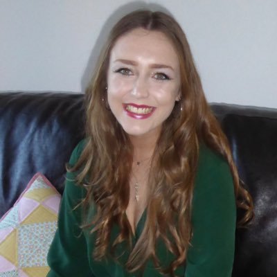 Secondary Maths ECT Year 2 👩🏻🏫✏️📊📐 Based in Yorkshire. Additional interests in Sports and Law. she/her