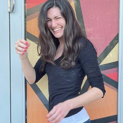 jewssicaerin's profile picture. I'm a fan of treasure hunts, captain crunch & natalie dee. Madly Uncouth - check it out. Loveyoubye. @madlyuncouth