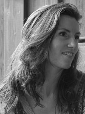 JoGeschiere's profile picture. Co-Owner Studio Web Presence & 013Straatjes | Designer | Web design | Branding | Fashion design | Nieuwsgierig | Verdiepend | Creatief