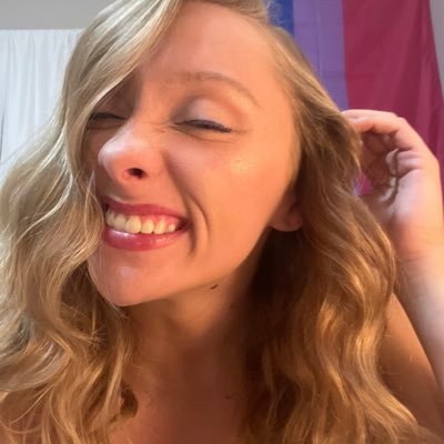 WU'21 - 💥GOAL DRIVEN💥 - Semi-Skilled Vocalist 🎼 - Fitness Fanatic 💪🏋️♀️