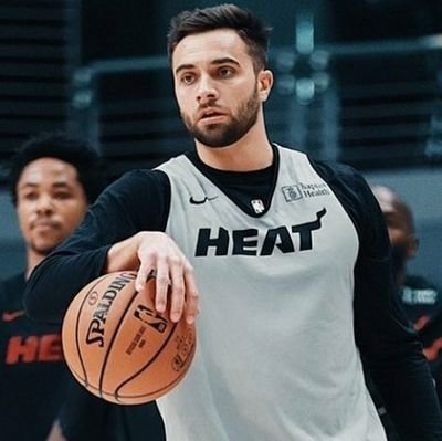 Perfil feito para homenagear e acompanhar Max Strus, o Soldado Invernal do Calor de Miami ❄️🔥 #HEATTwitter #HEATCulture